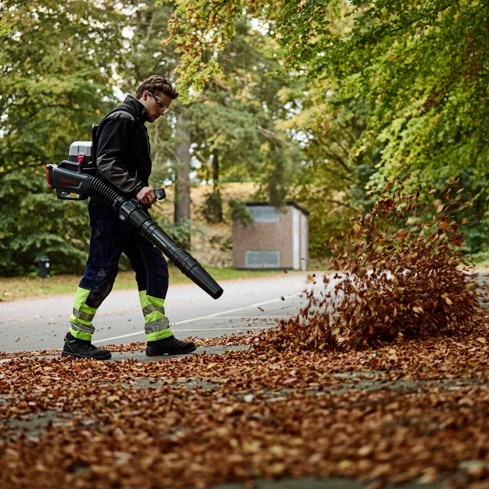 Produktabbildung: Cramer - Rückentragbarer Laubbläser 82B1300 ohne Akku und ohne Ladegerät